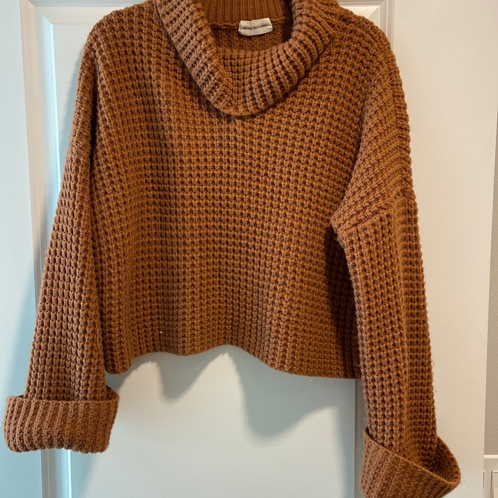Knit cropped sweater